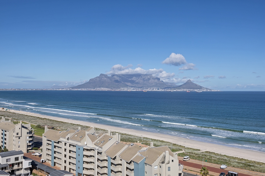 3 Bedroom Property for Sale in Bloubergstrand Western Cape
